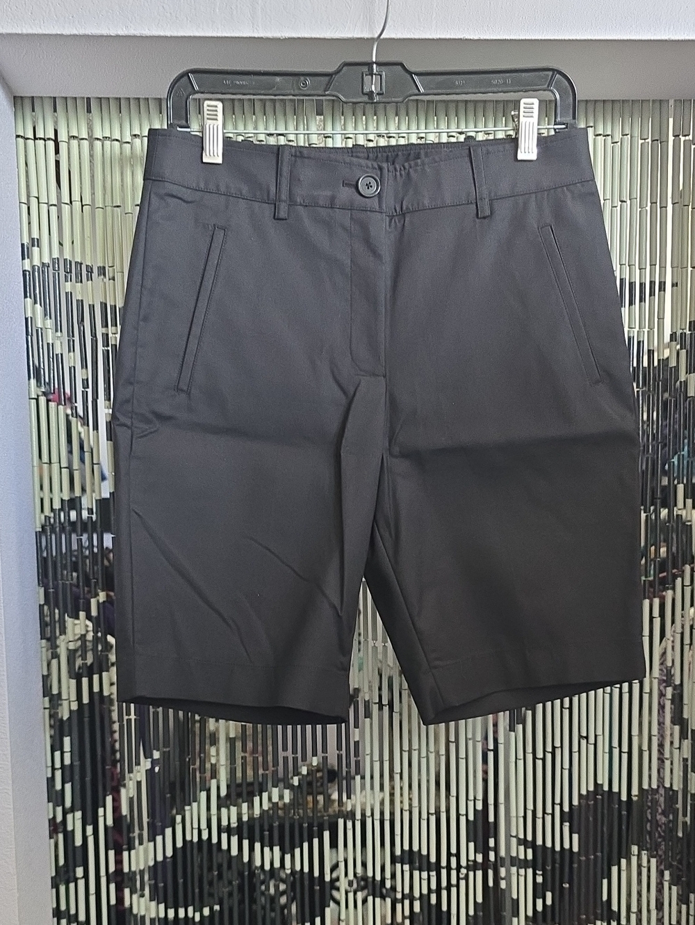 NWT Robert Rodriguez Black Women's Shorts SIZE 4